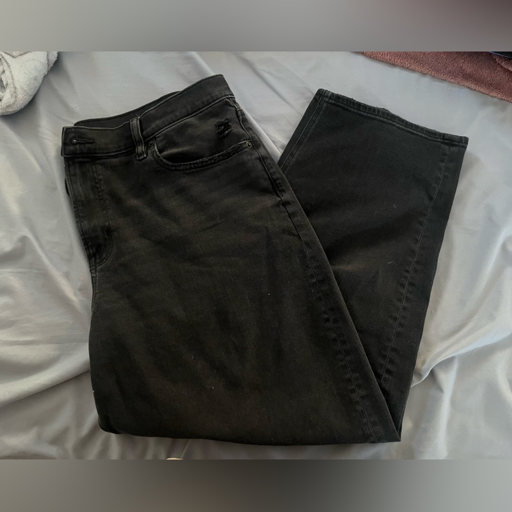 American Eagle barrel jeans. Black size 16